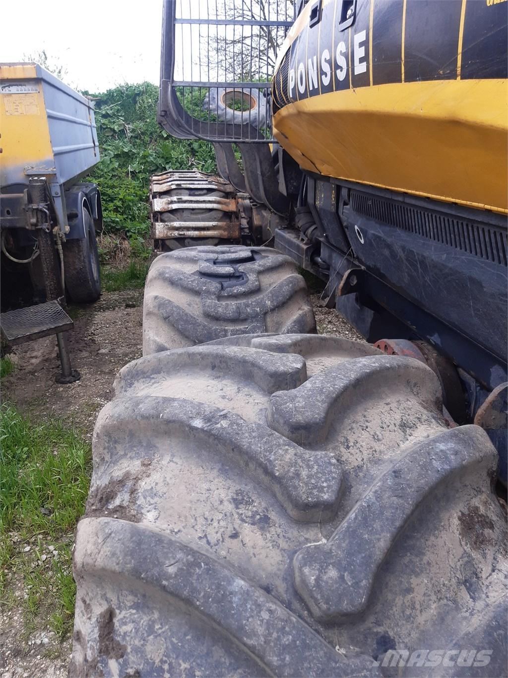 Ponsse Wisent 8W Forwarder
