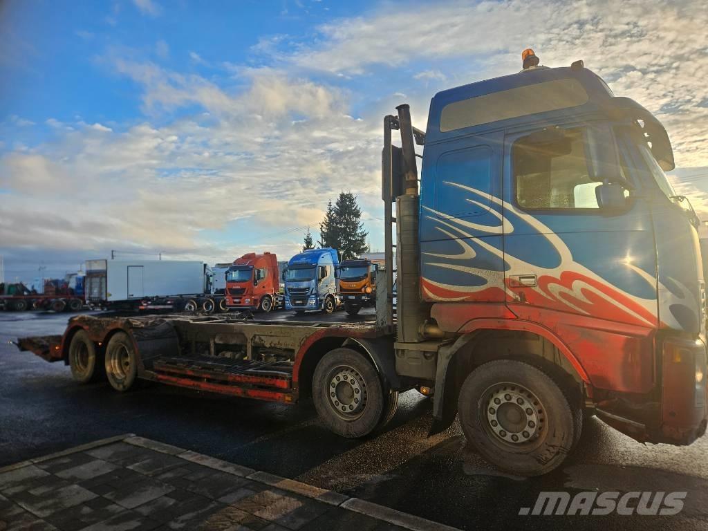 Volvo FH12 8x4 Camion per il trasporto di macchine forestali