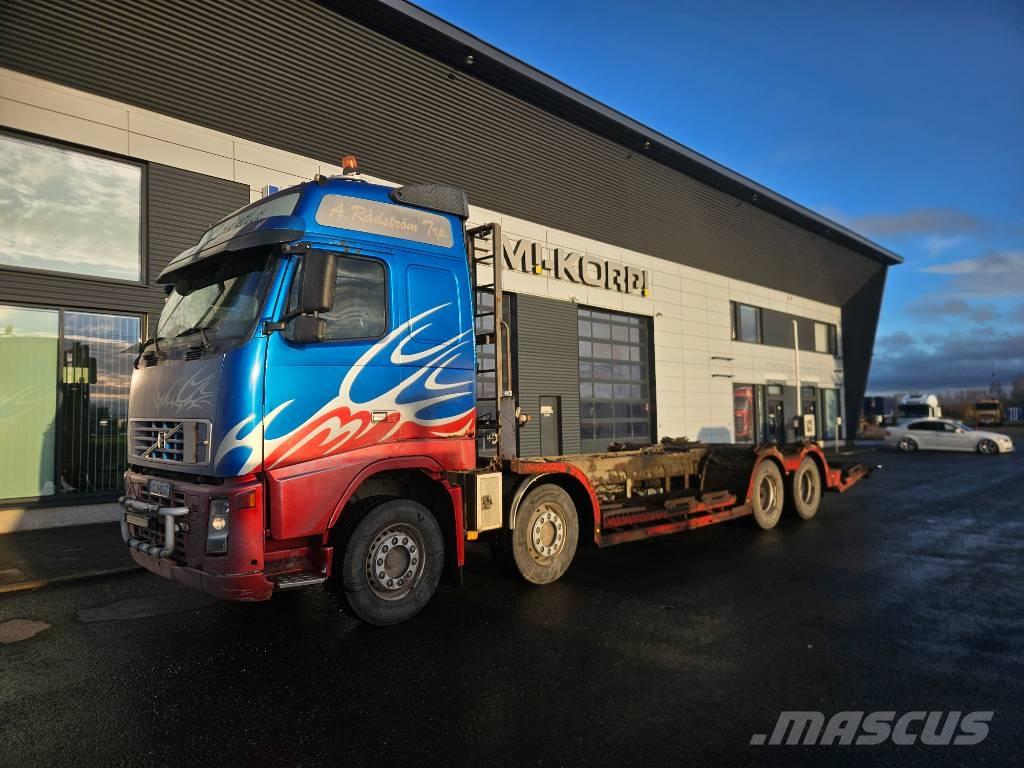 Volvo FH12 8x4 Camion per il trasporto di macchine forestali