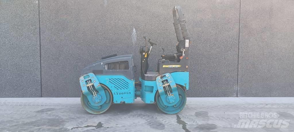 Bomag BW 100 AD-4 Rulli a doppio tamburo