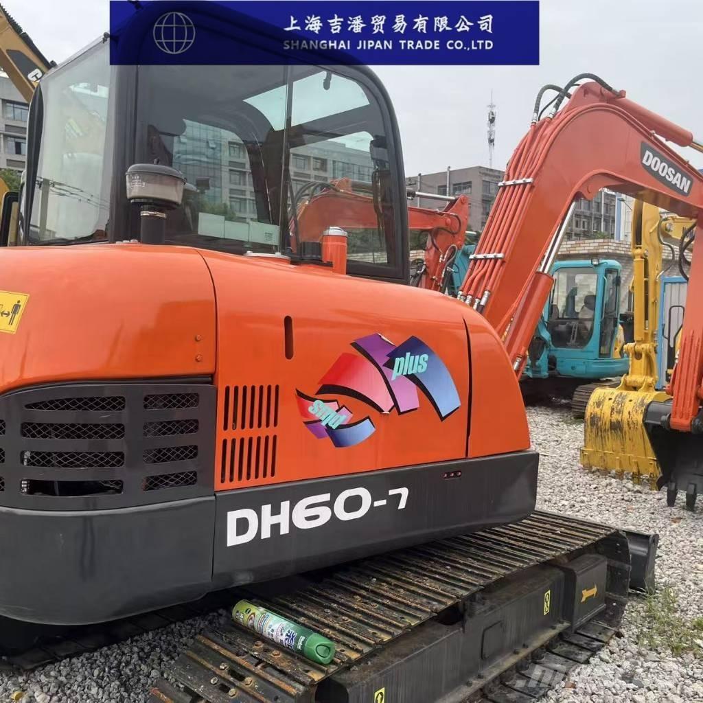 Doosan DX 60 Escavatori cingolati