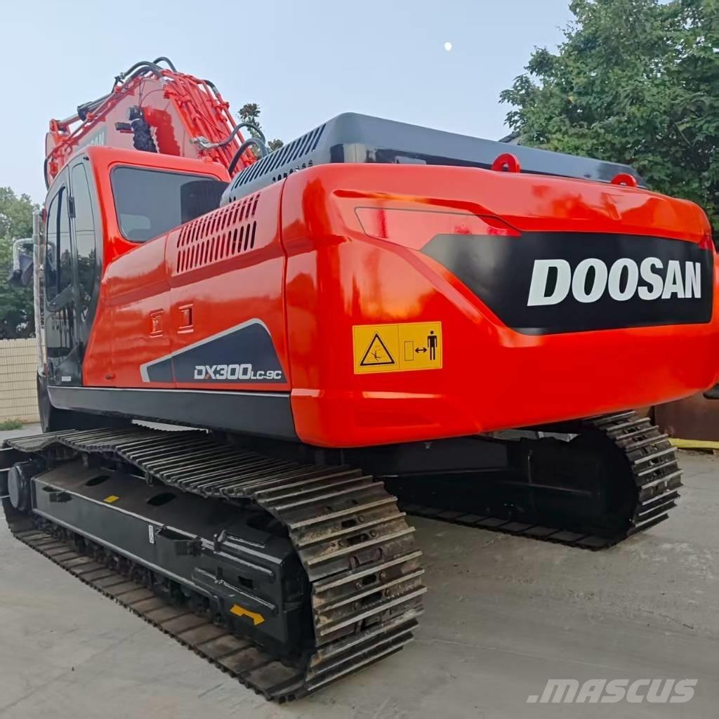 Doosan DX 300 LC Escavatori cingolati