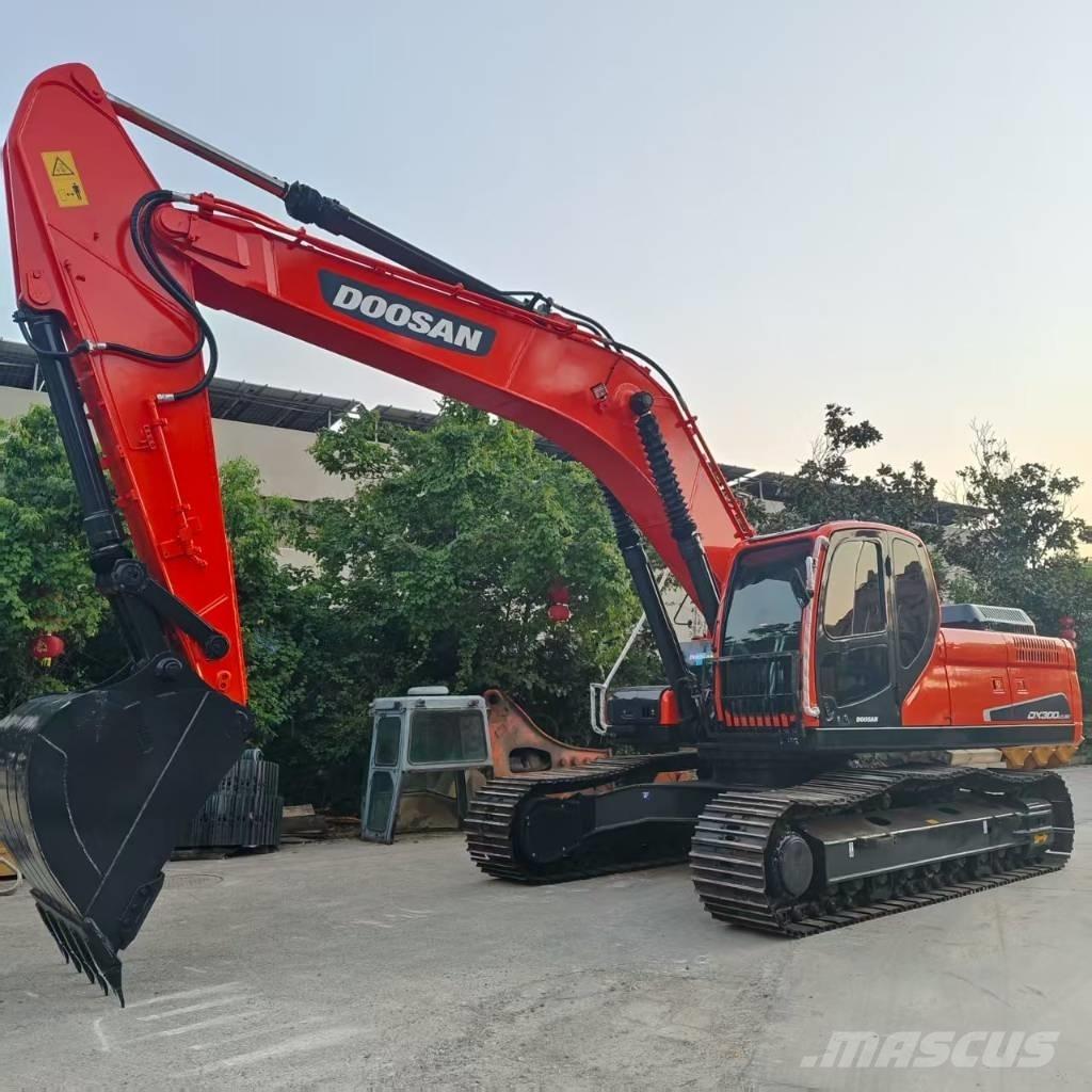 Doosan DX 300 LC Escavatori cingolati