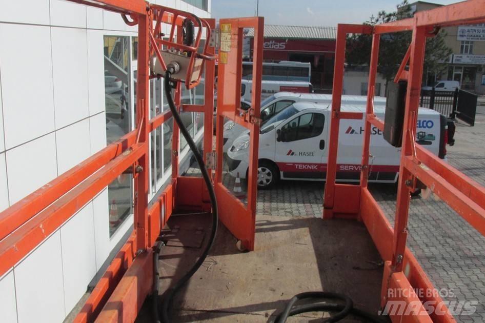 JLG 180-12 Piattaforme a pantografo