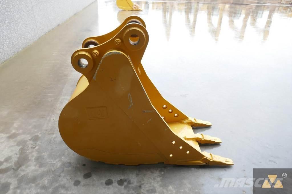 CAT 320 Bucket Benne