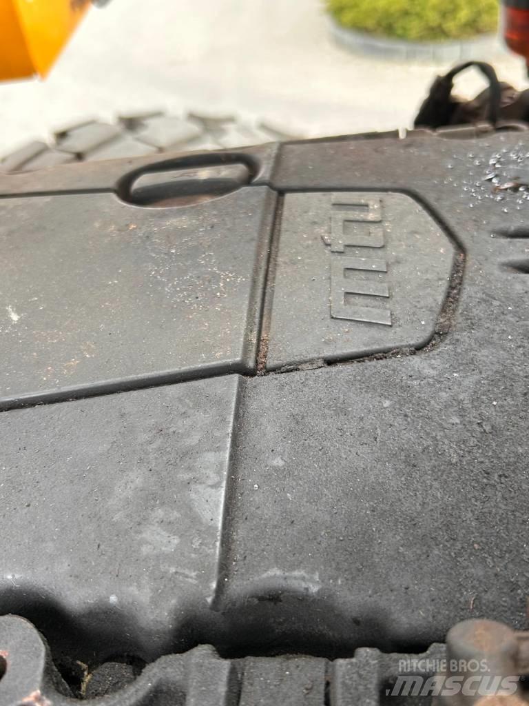 JCB 457 HT T4F Pale gommate