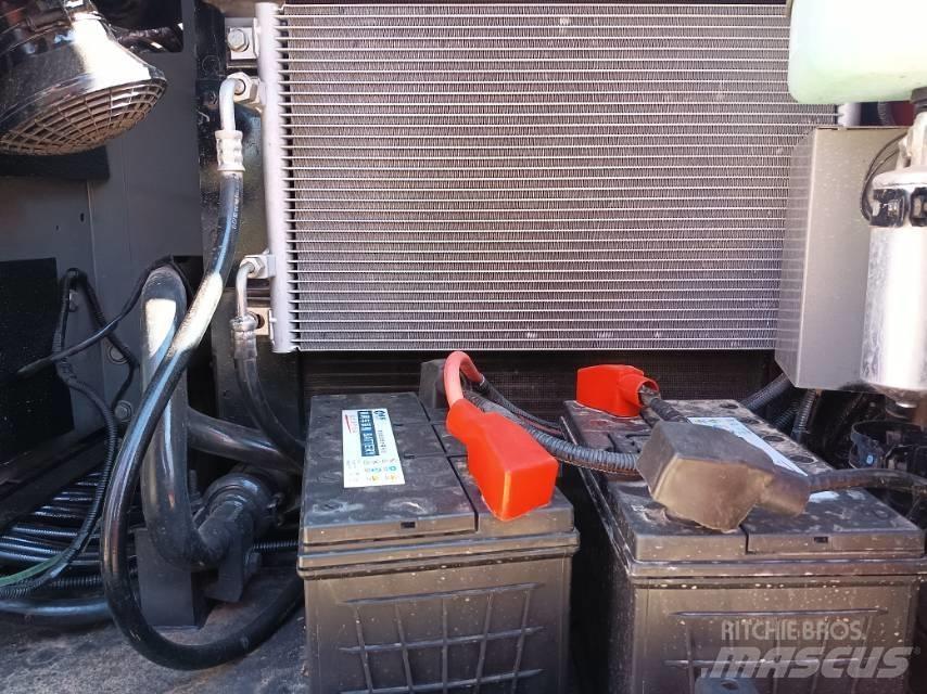 Hitachi ZX 120 Escavatori medi 7t - 12t