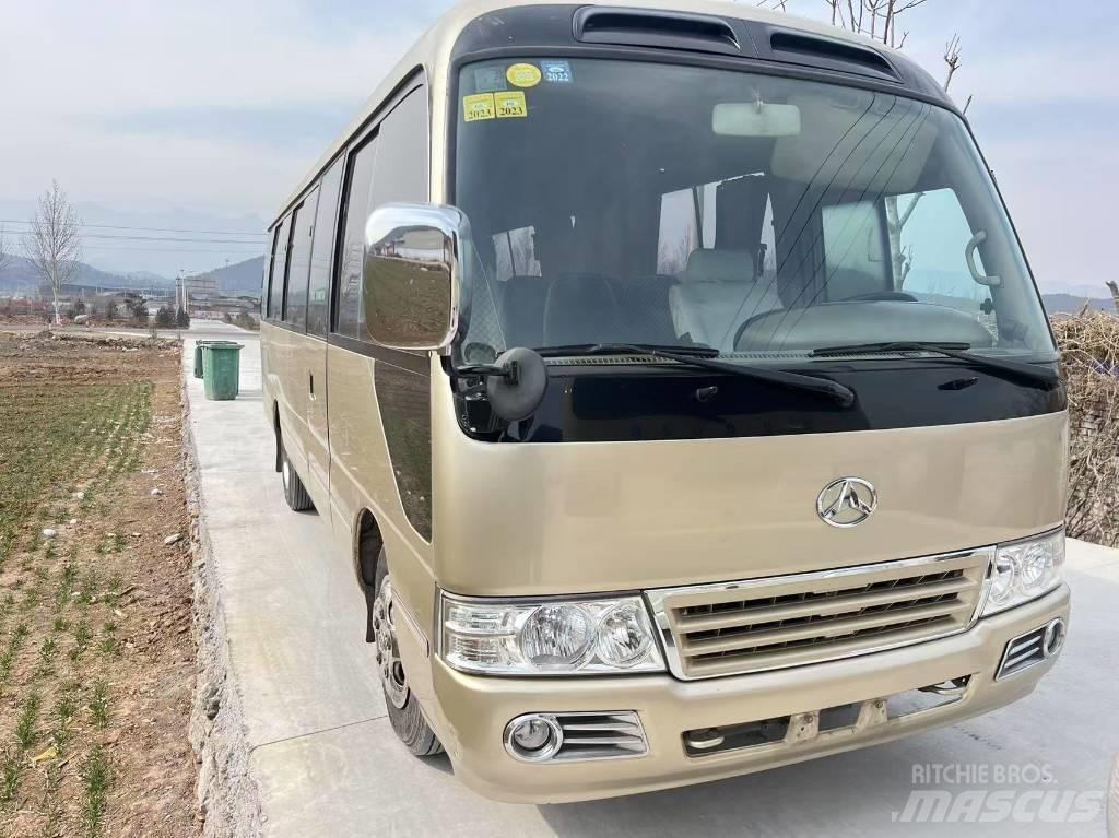 Toyota Coaster Autobus interurbani