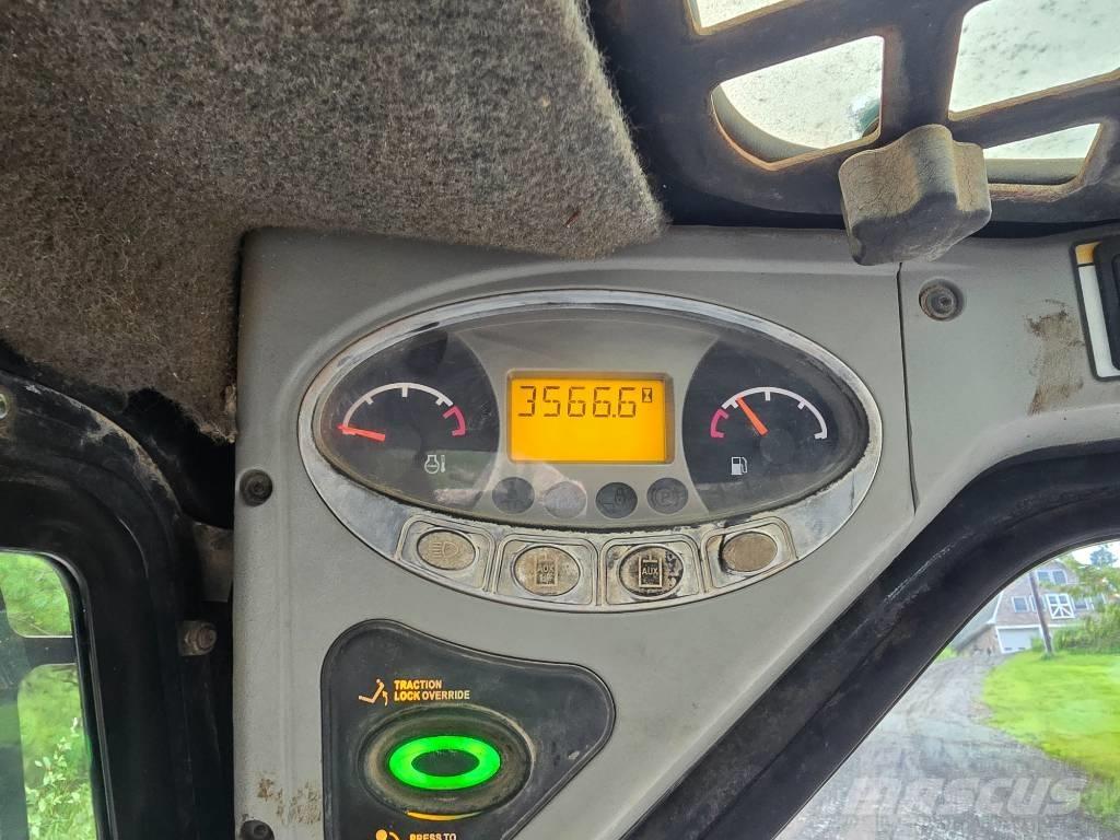 Bobcat T 320 Mini Pale Gommate