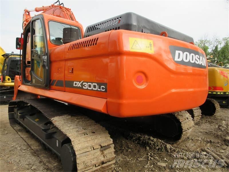 Doosan DX 300 LC Escavatori cingolati
