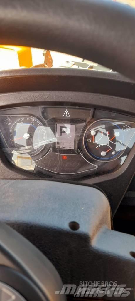 Hyundai HL 975 Pale gommate
