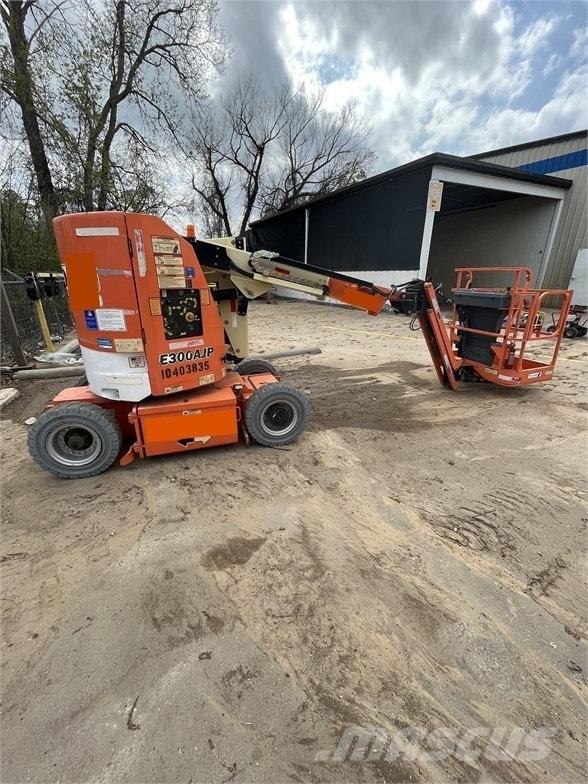 JLG E 300 AJP Piattaforme a pantografo