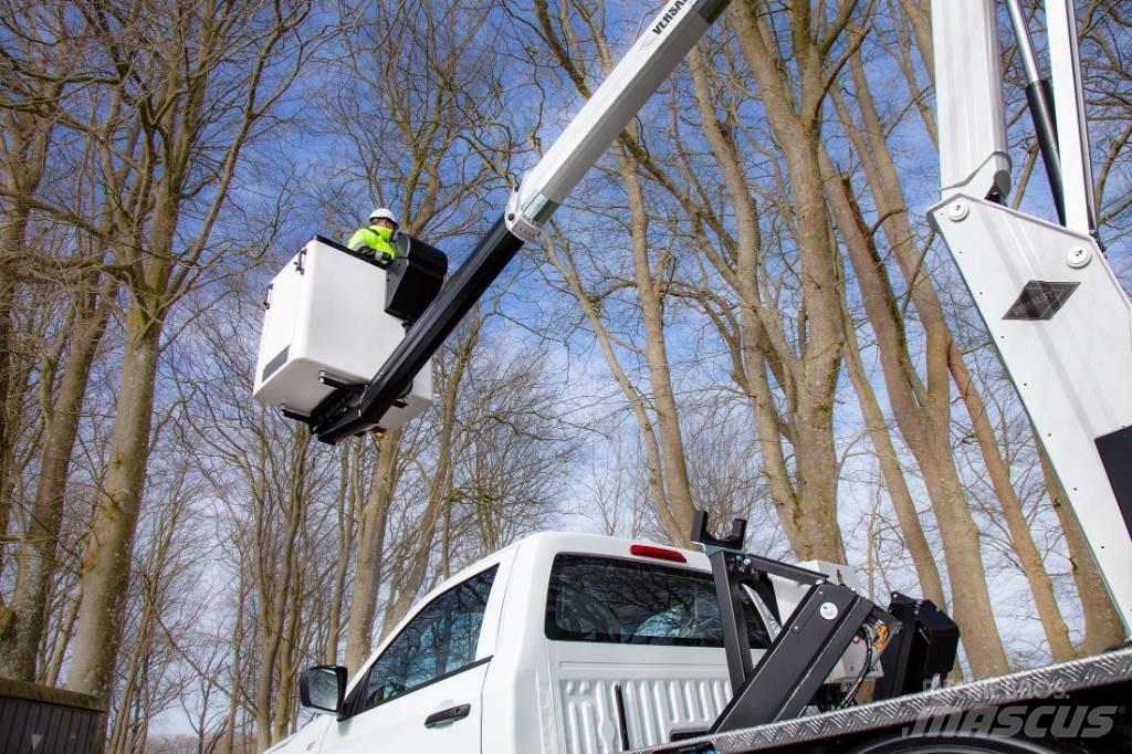 VERSALIFT VTA-135-H Piattaforme autocarrate