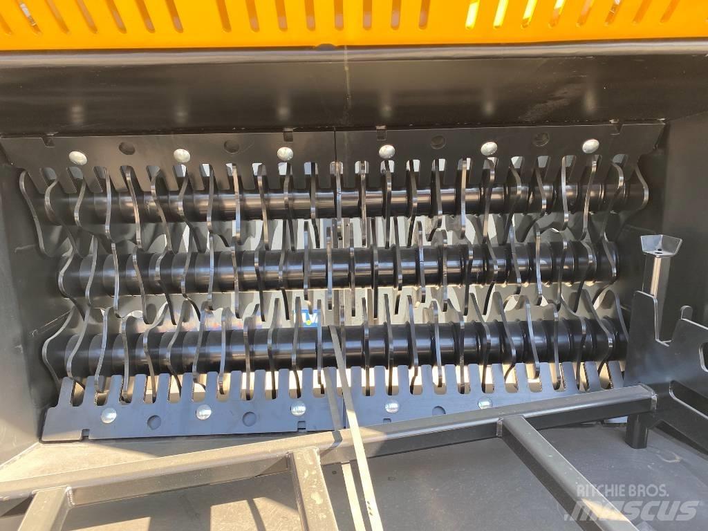MB Crusher HDS323 Benne vaglianti
