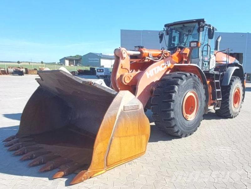 Hitachi ZW 310-6 Pale gommate