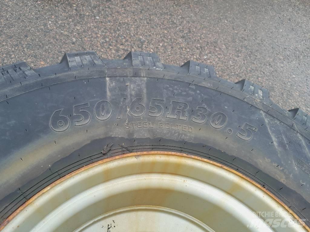 BKT 650/60R30,5 Hjul Pneumatici, ruote e cerchioni