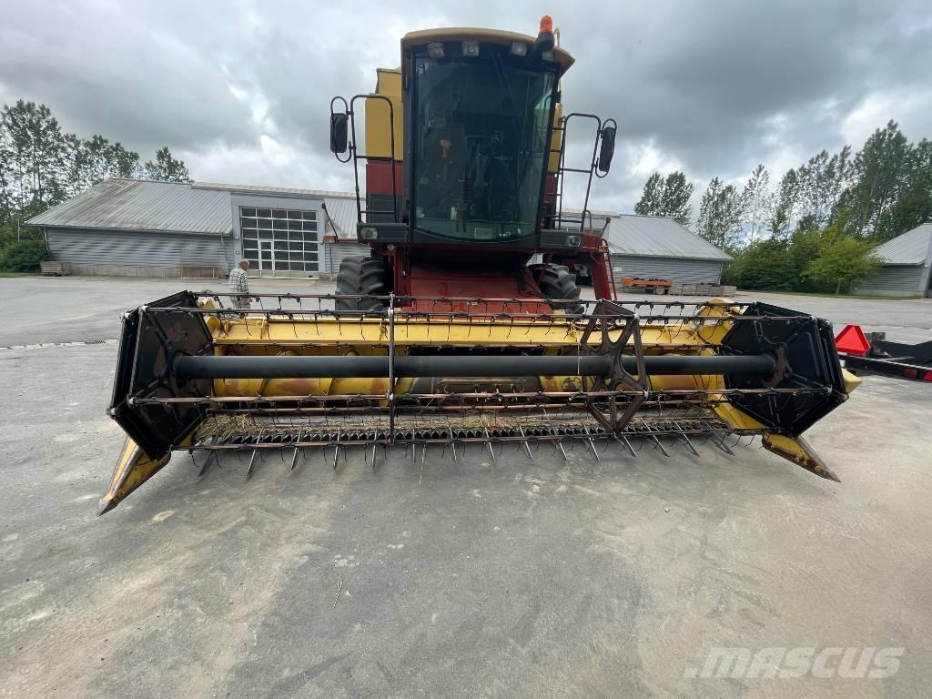New Holland L520 Mietitrebbiatrici