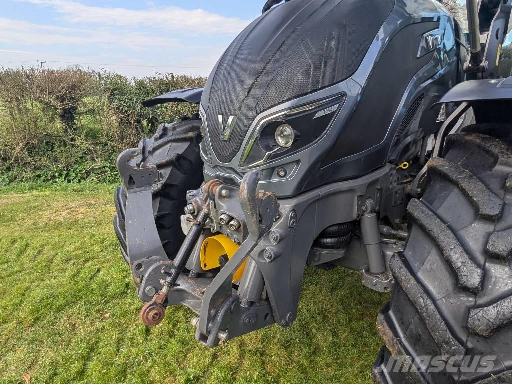 Valtra T 254 Trattori