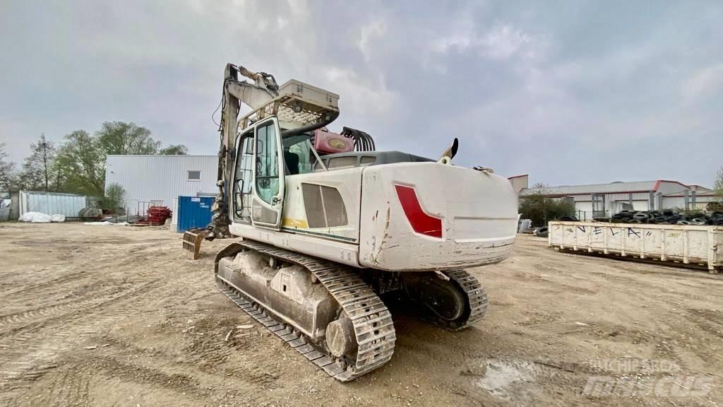 Liebherr R 924 Escavatori cingolati