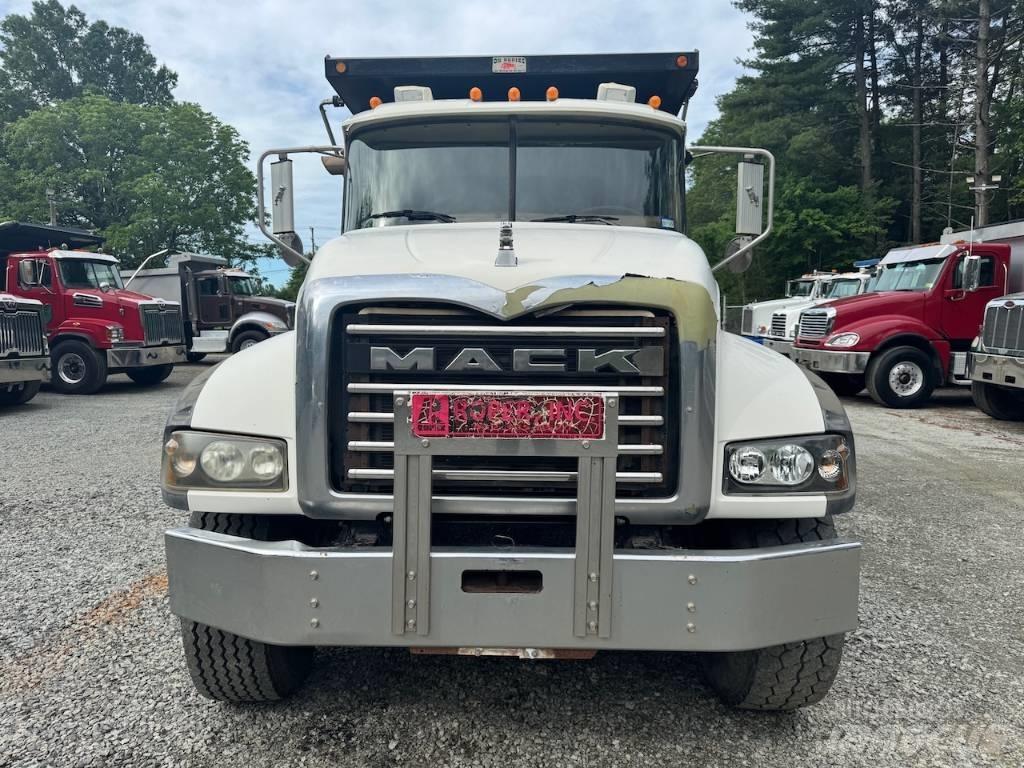Mack Granite CTP 713 Camion ribaltabili