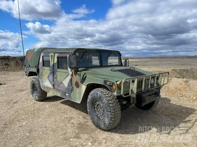 Hummer H 1 Auto
