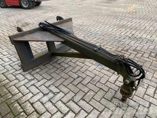 Ahlmann jip Pale gommate
