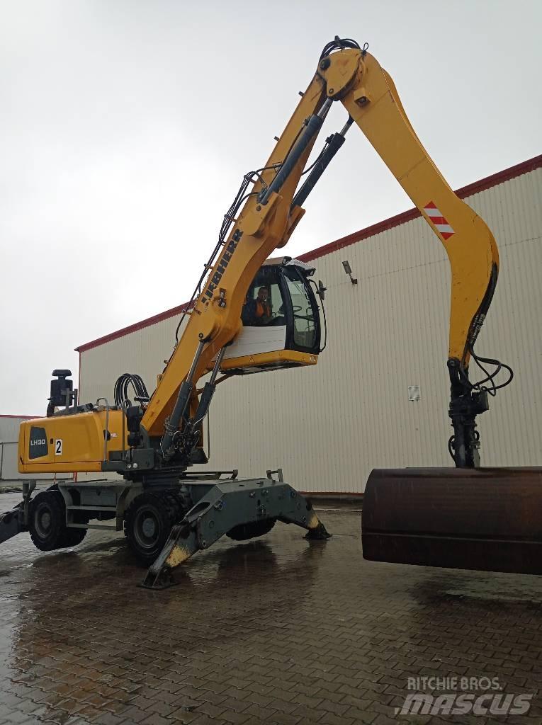 Liebherr LH 30 M Movimentazione rifiuti