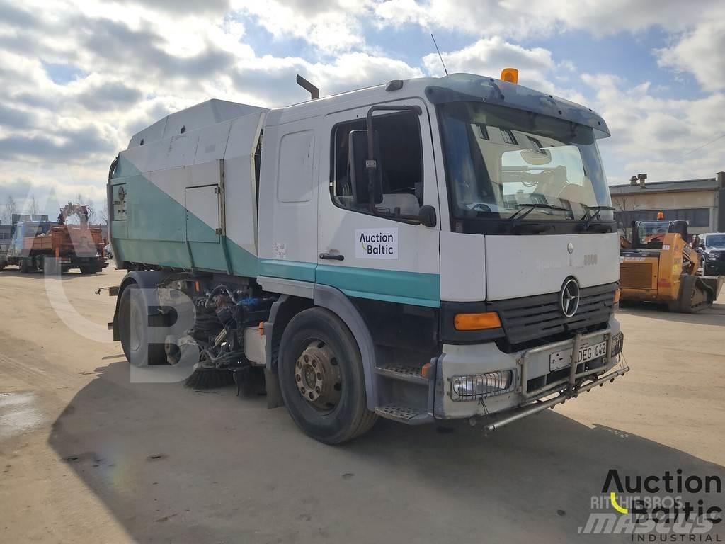 Mercedes-Benz 1517 Spazzatrici