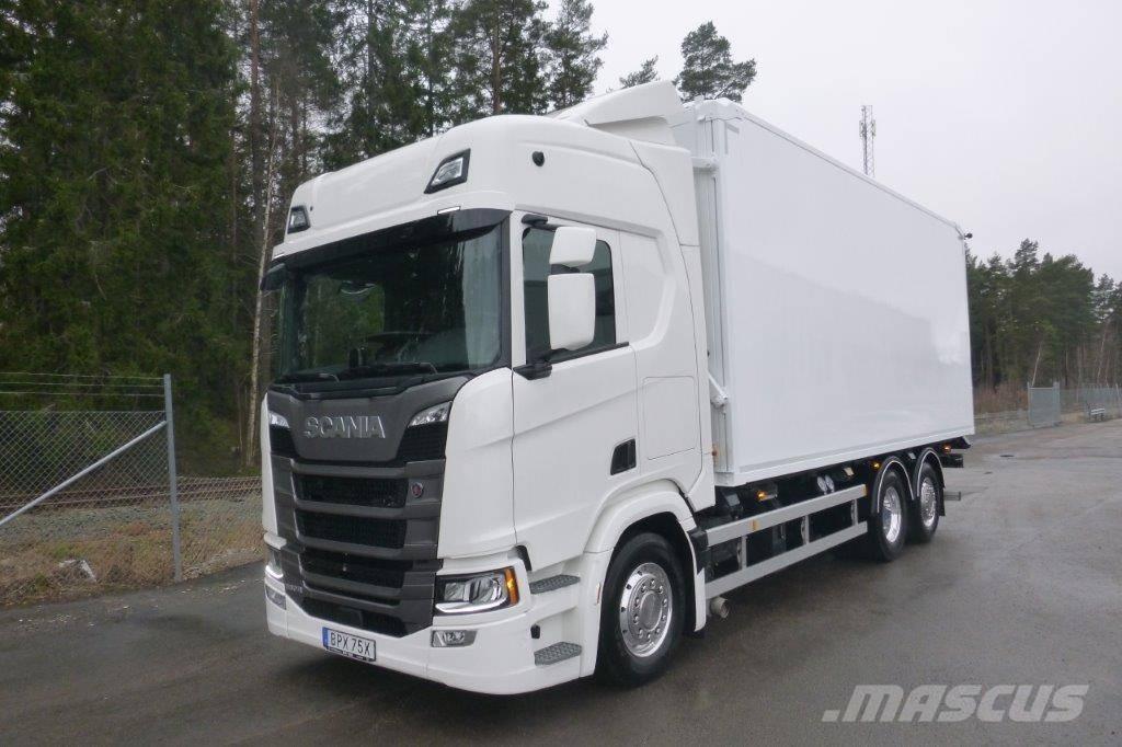 Scania R560 LB6x2*4 Autocarri per segatura e cippato