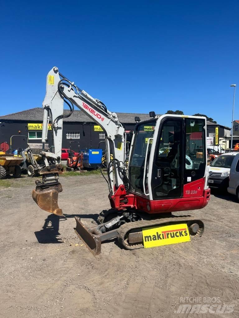 Takeuchi TB230 Miniescavatori