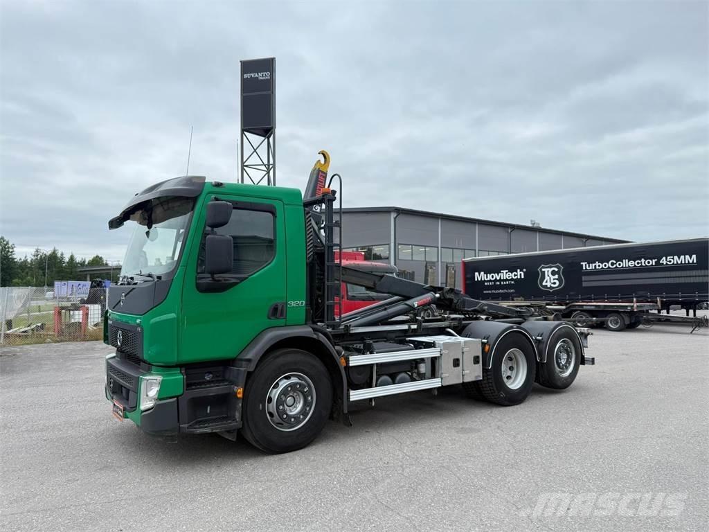 Volvo FE320 6x2*4 Camion con gancio di sollevamento