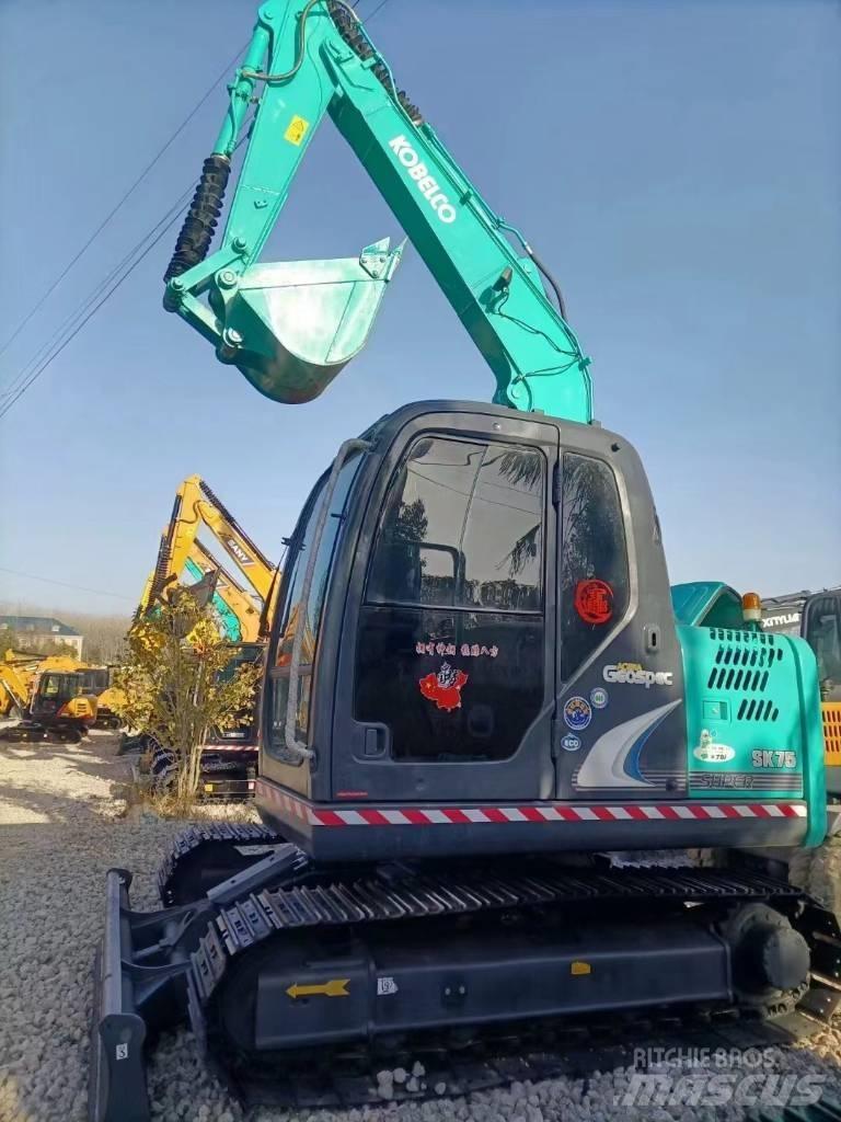 Kobelco SK 75 Escavatori medi 7t - 12t