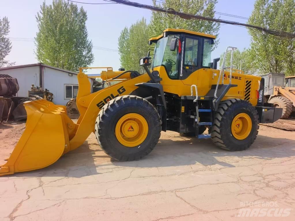SDLG LG956L Pale gommate