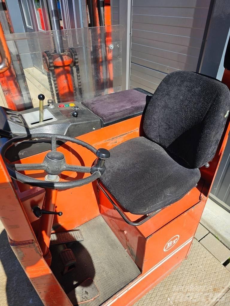 BT RSS 1350 Carelli stoccatori  automatici-usati