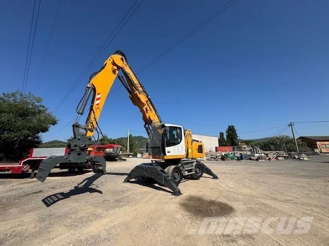 Liebherr LH 24 Movimentazione rifiuti