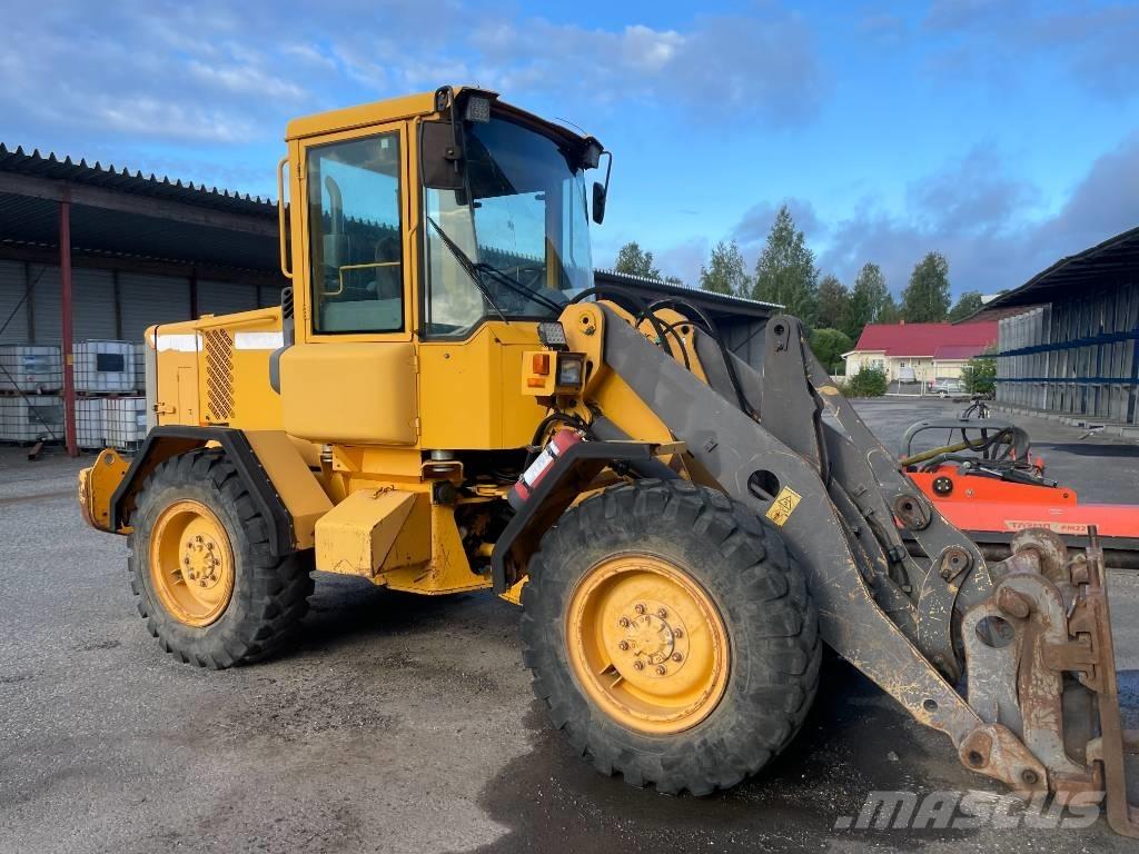 Volvo L 50 D Pale gommate