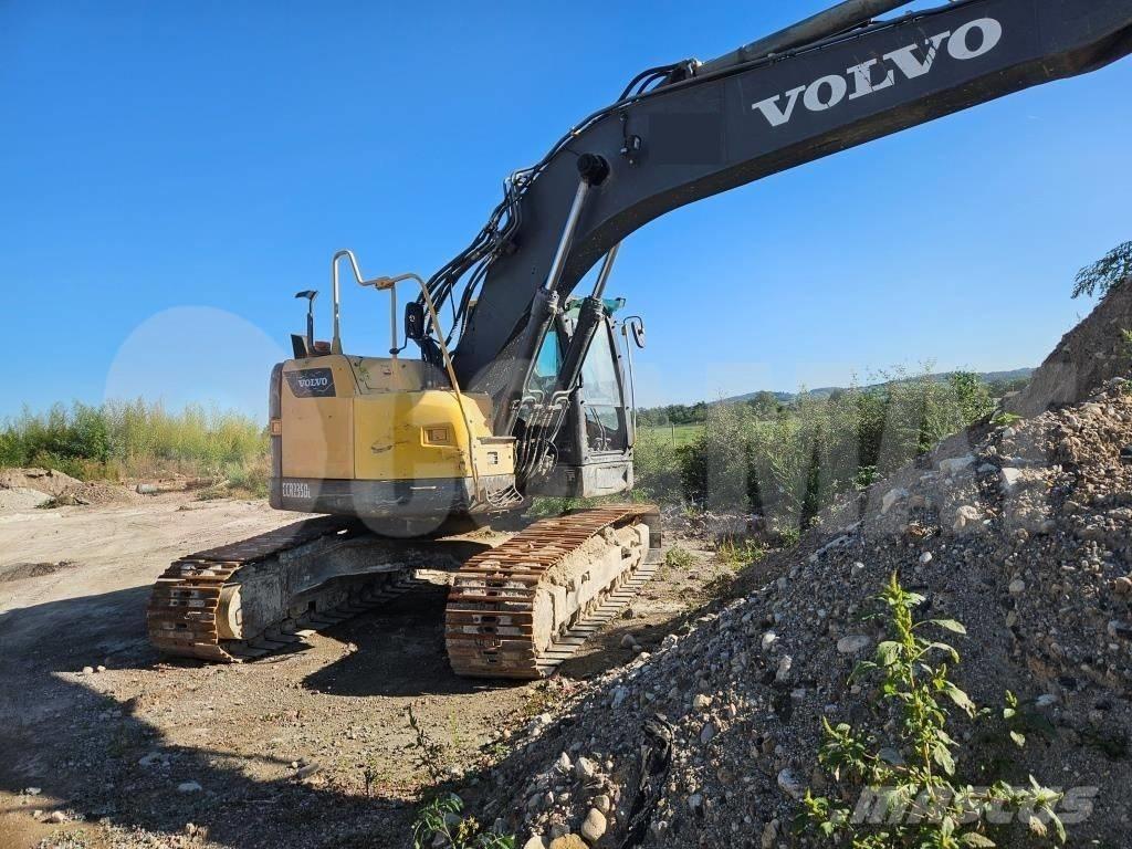 Volvo ECR 235 D Escavatori cingolati
