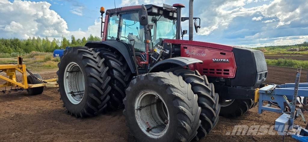 Valtra 8950 Hitec Trattori