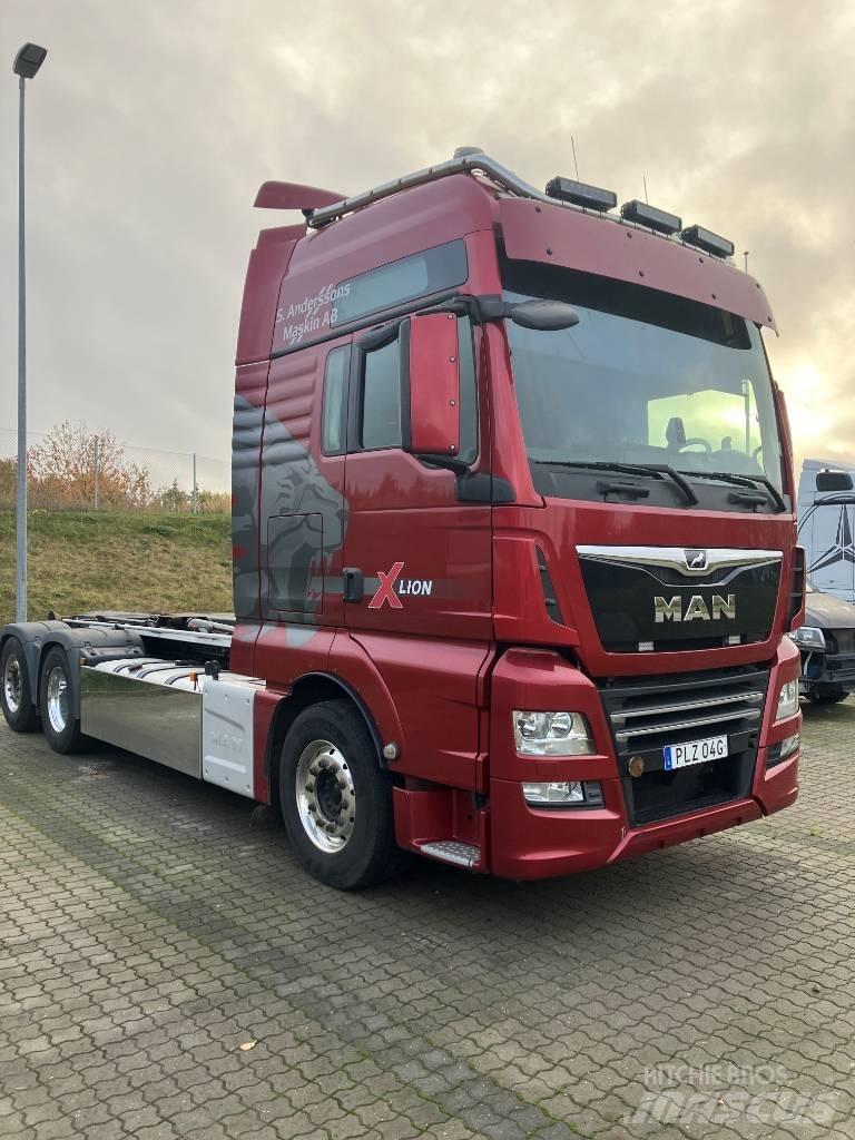 MAN TGX 26.510 Camion con gancio di sollevamento