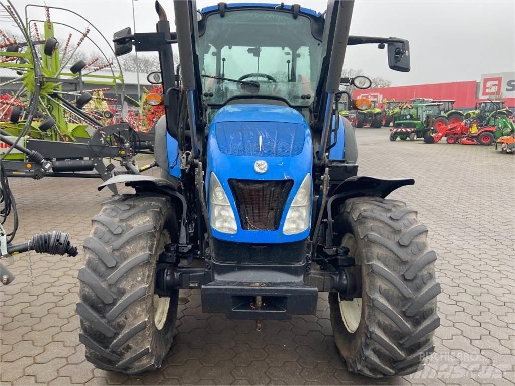 New Holland T 4.95 Trattori