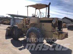 CAT 910 Pale gommate