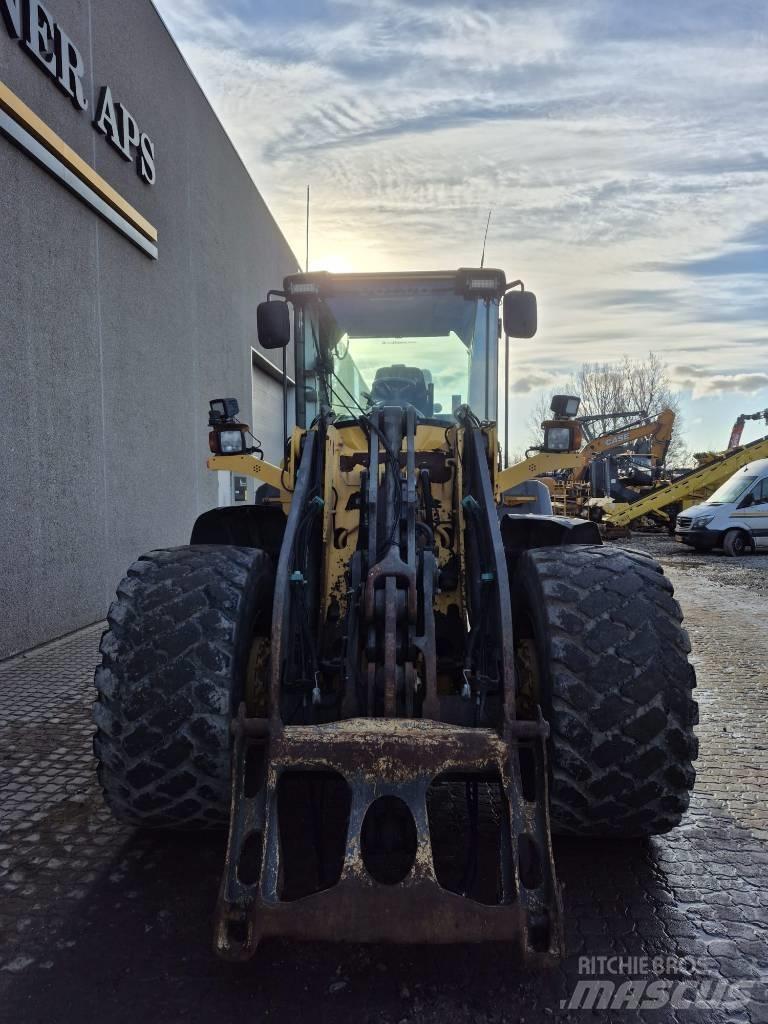 Volvo L 90 G Pale gommate