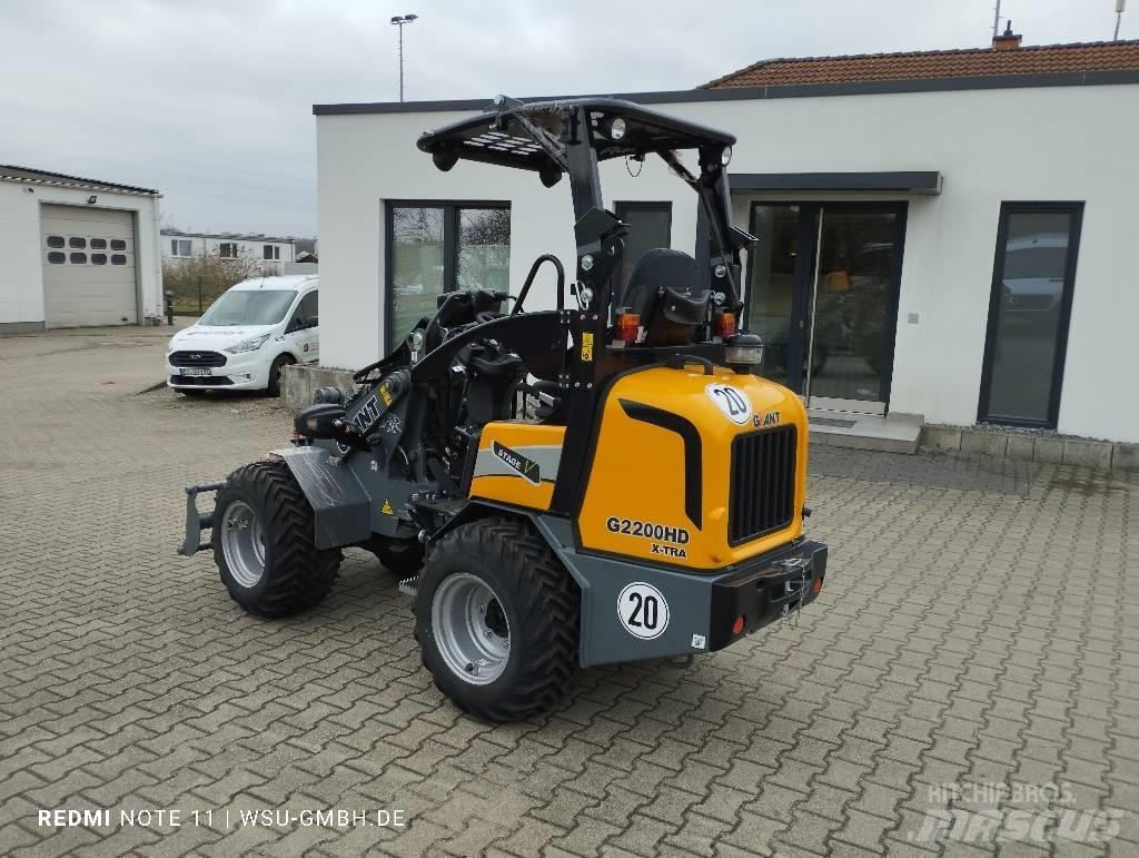 GiANT G2200 Xtra HD Pale frontali e scavatori
