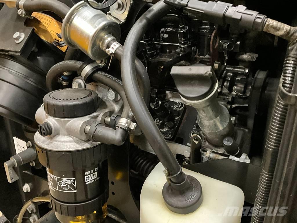 JCB 16 C-1 Miniescavatori