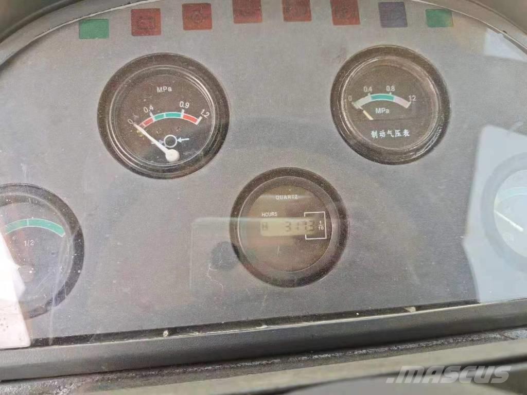 LiuGong 836 Pale gommate