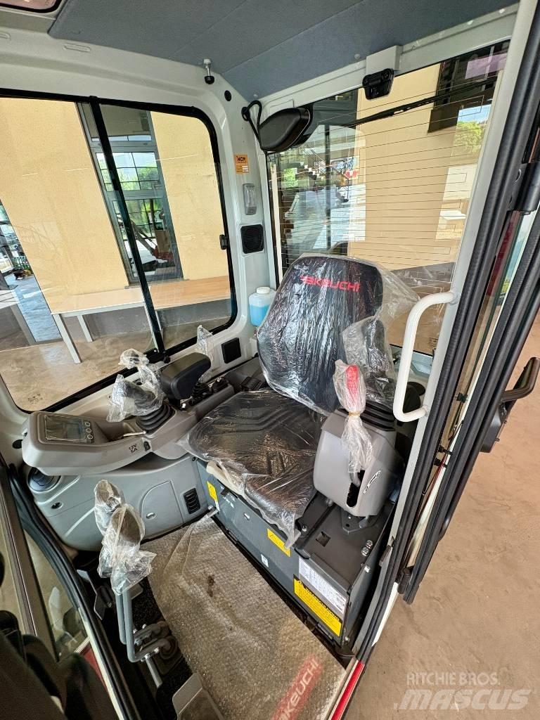 Takeuchi TB 216 Miniescavatori