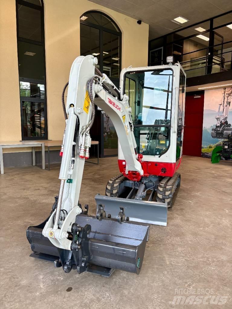 Takeuchi TB 216 Miniescavatori