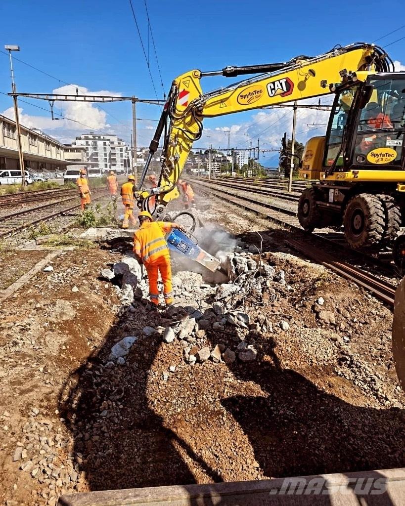 CAT 323 Rail Escavatori speciali