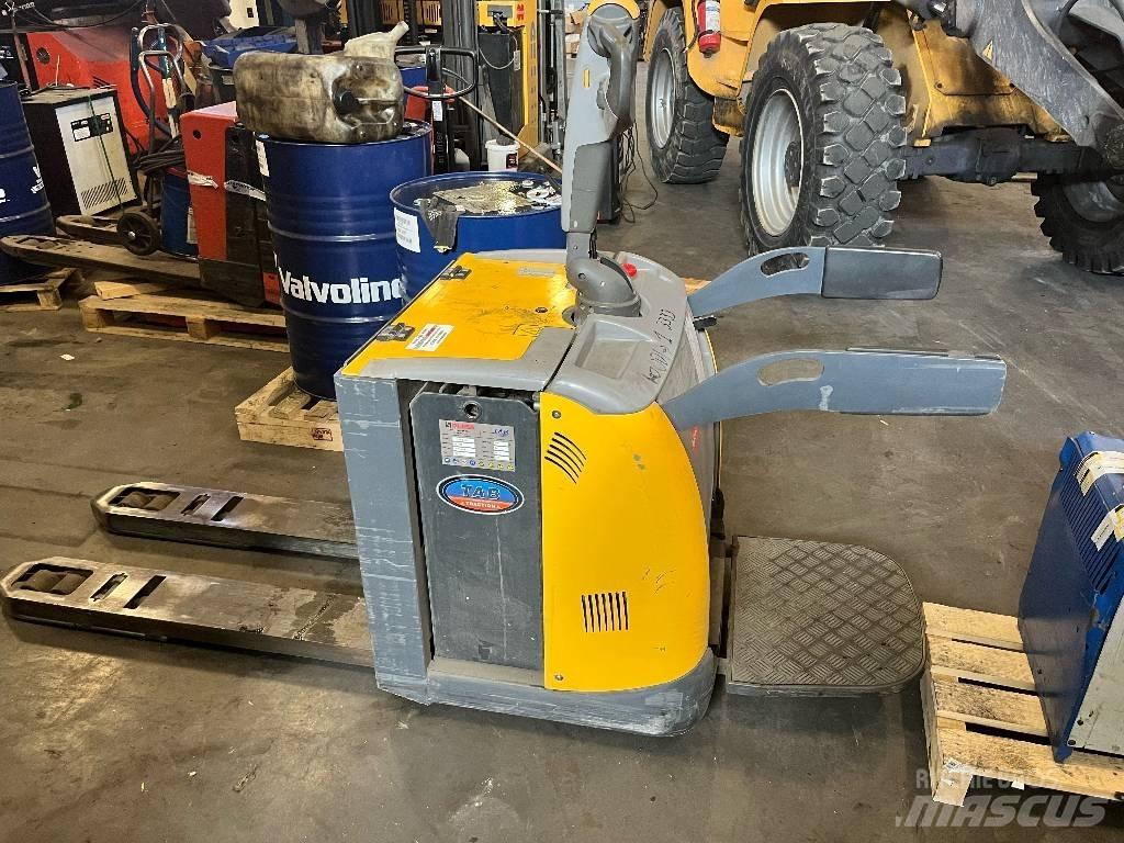 Atlet PLP89044/05 Carrelli elevatori bassi a piattaforma
