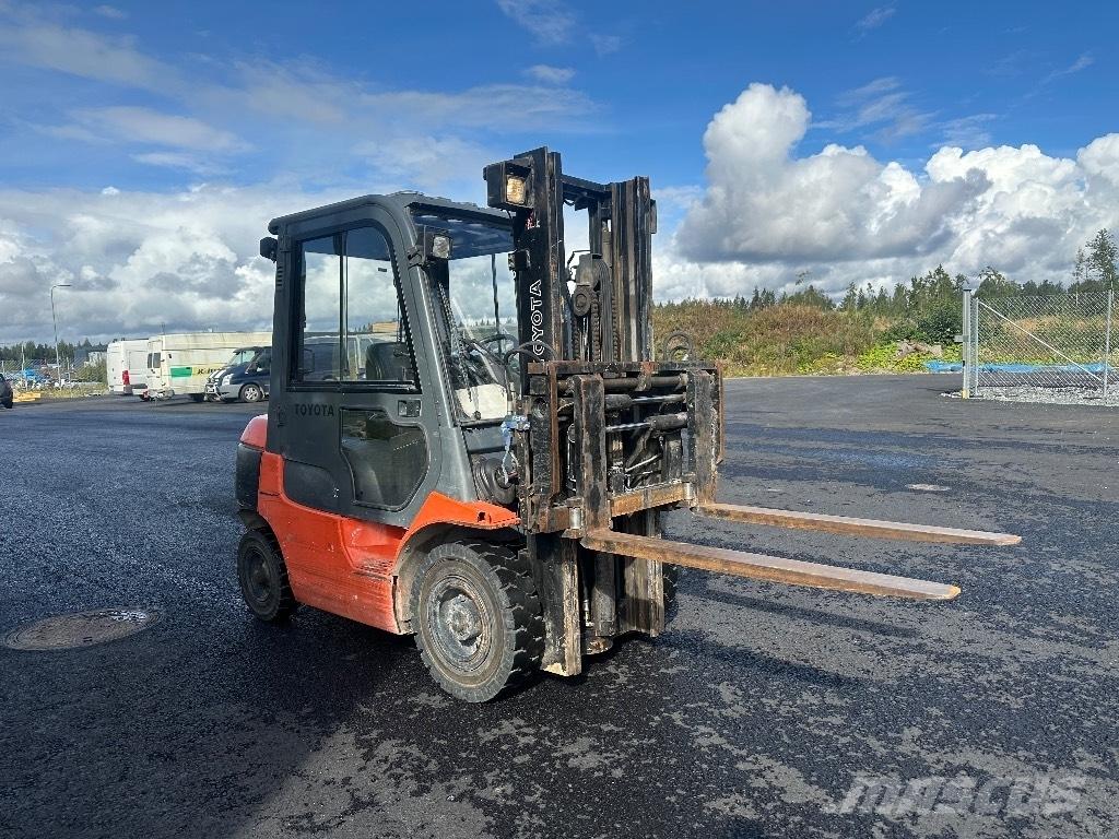 Toyota 02-7 FDF 25 Carrelli elevatori diesel
